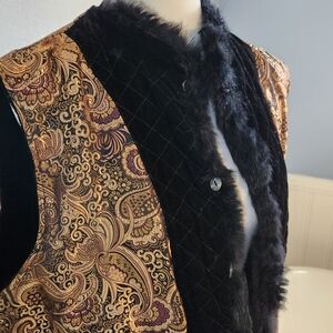 Reversible Vest Golden Brocade With Fur&Velvet